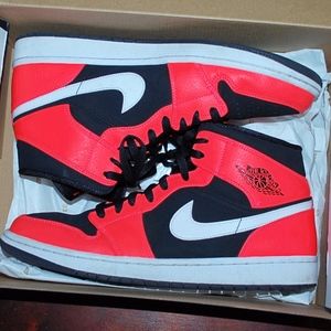 Air Jordan 1 Mid (Men's Size 12)